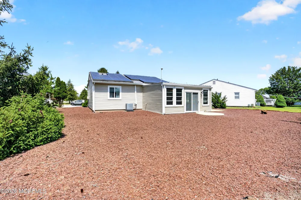 5 Shaw Court Toms River, NJ 08757