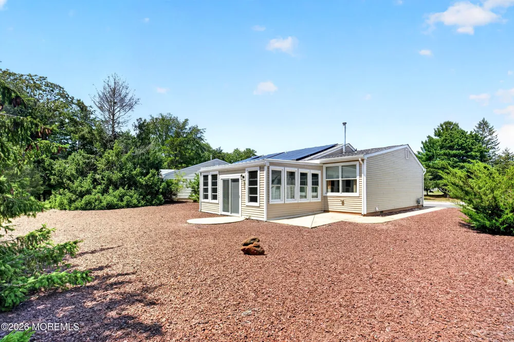 5 Shaw Court Toms River, NJ 08757
