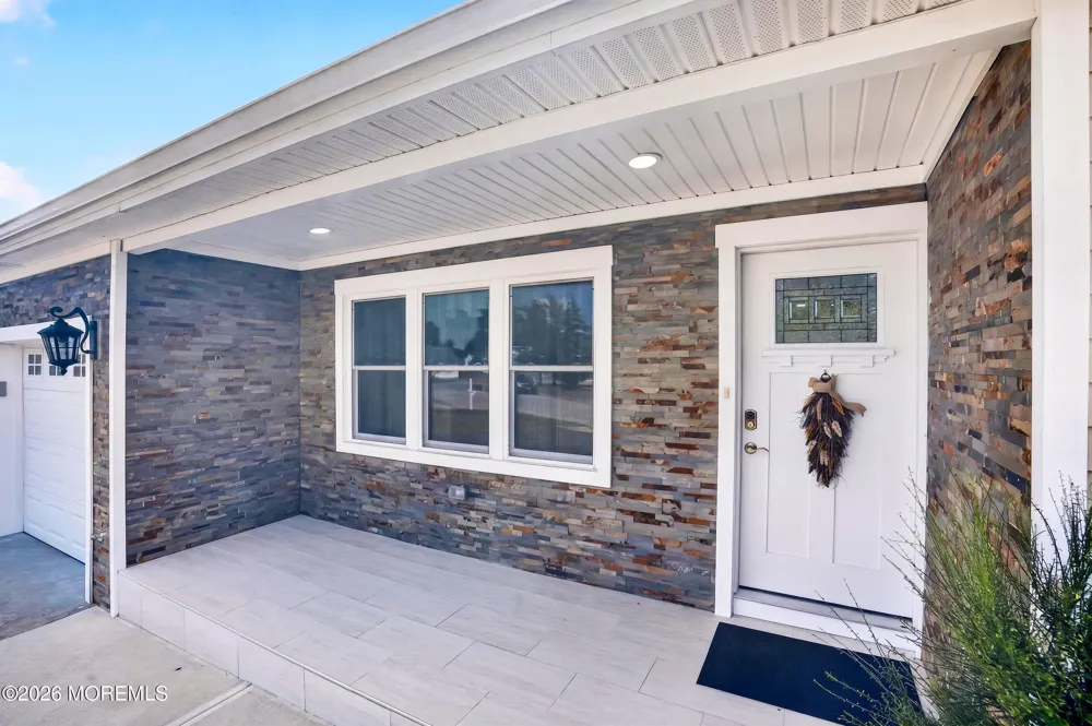 5 Shaw Court Toms River, NJ 08757