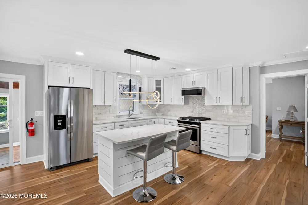 5 Shaw Court Toms River, NJ 08757