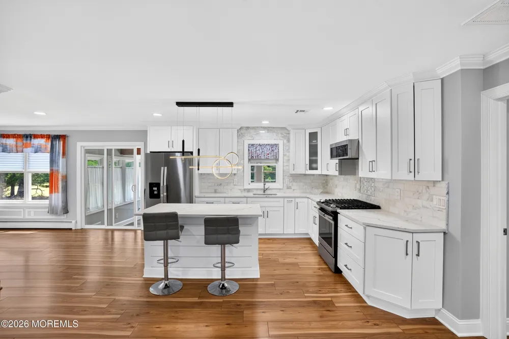 5 Shaw Court Toms River, NJ 08757