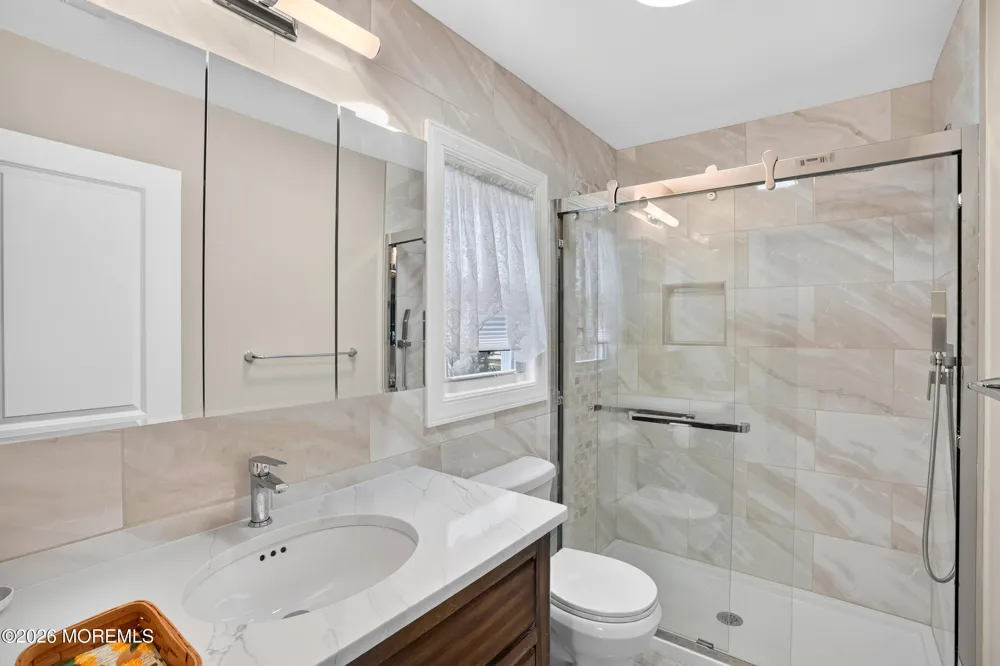 5 Shaw Court Toms River, NJ 08757