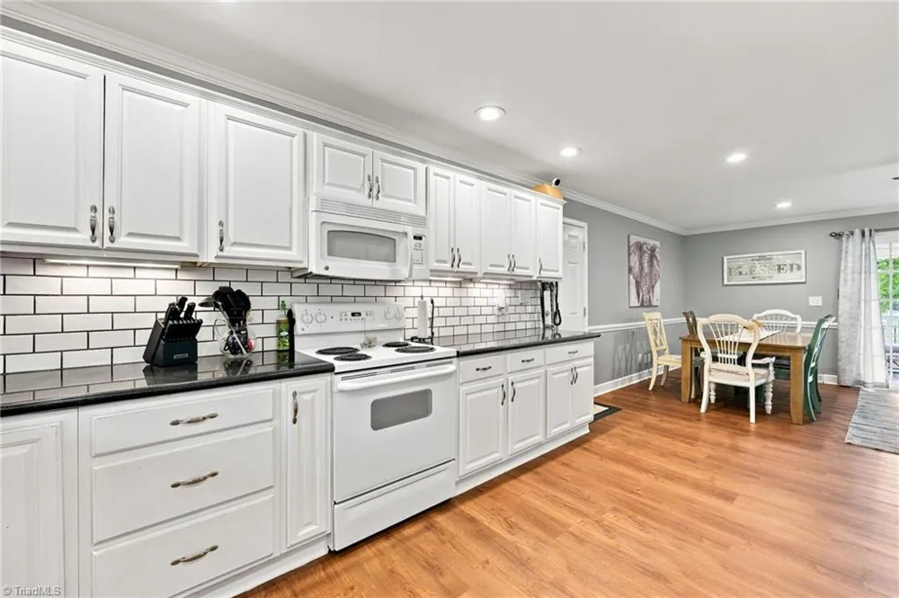1008 Augusta Court Kernersville, NC 27284