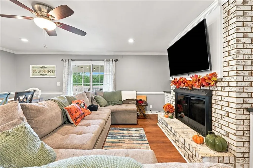 1008 Augusta Court Kernersville, NC 27284