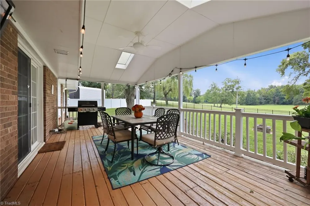 1008 Augusta Court Kernersville, NC 27284