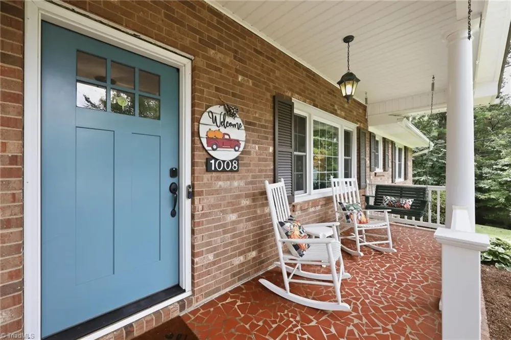 1008 Augusta Court Kernersville, NC 27284