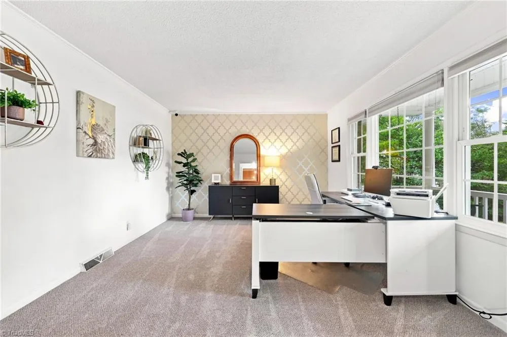 1008 Augusta Court Kernersville, NC 27284