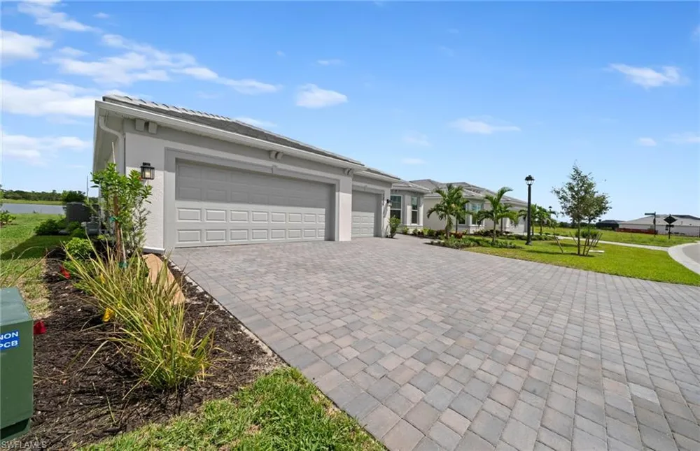 7339 Blue Salvia Drive North Fort Myers, FL 33917