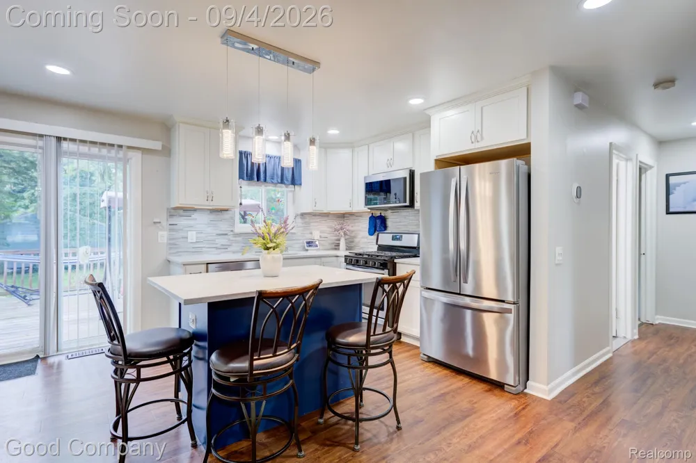 255 Oriole Street Commerce Charter Township, MI 48382