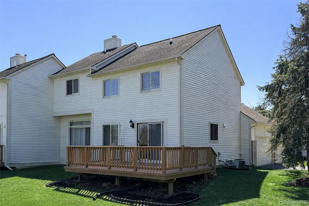 43470 Algonquin Drive Novi City, MI 48375