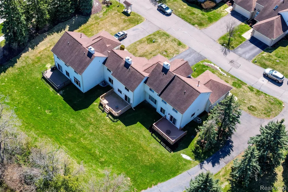 43470 Algonquin Drive Novi City, MI 48375