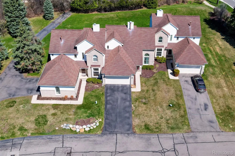 43470 Algonquin Drive Novi City, MI 48375