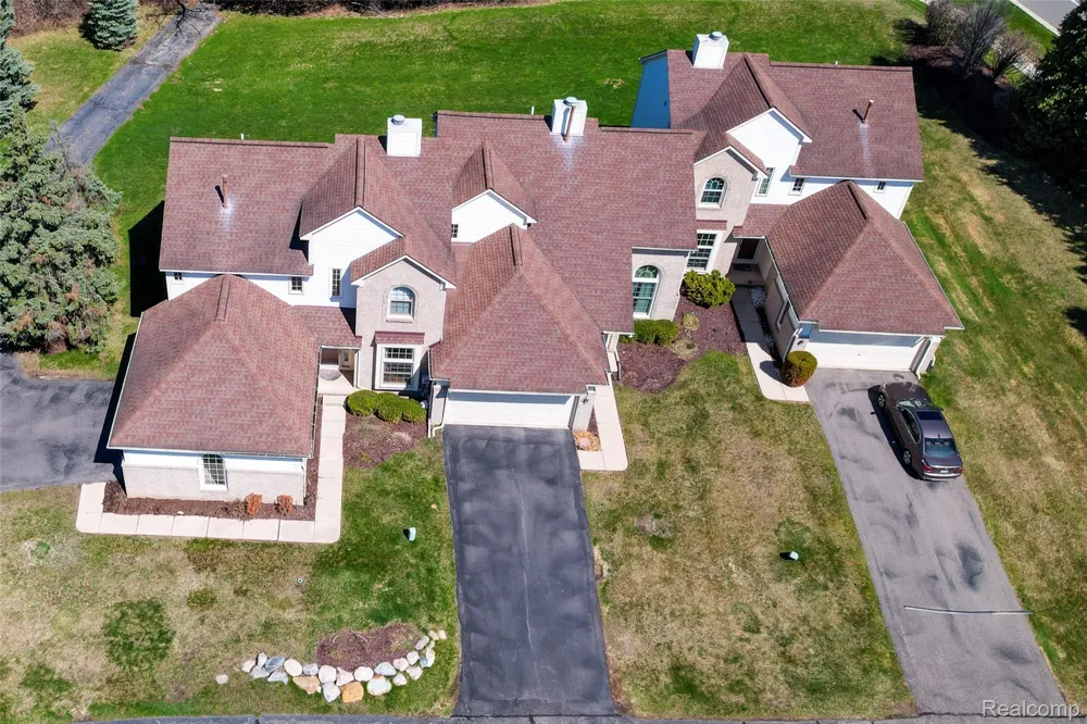 43470 Algonquin Drive Novi City, MI 48375