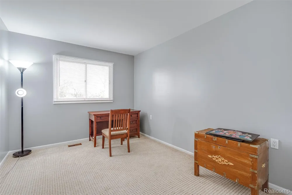 43470 Algonquin Drive Novi City, MI 48375