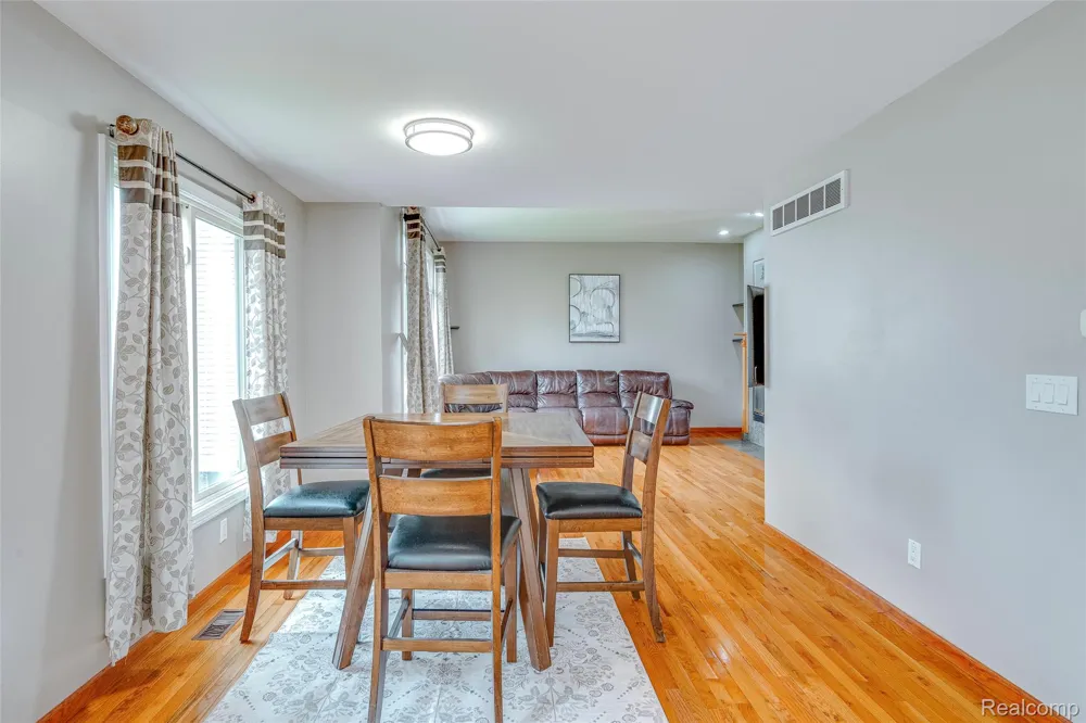 43470 Algonquin Drive Novi City, MI 48375