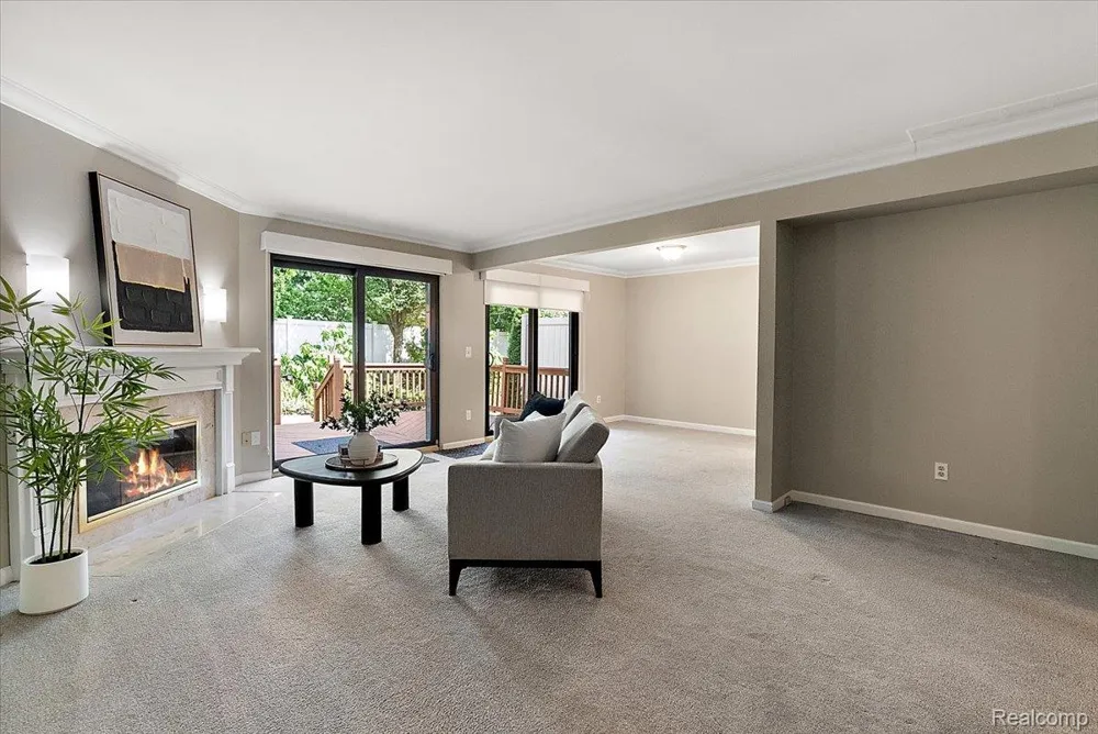 1254 Charleston Court Northville City, MI 48167