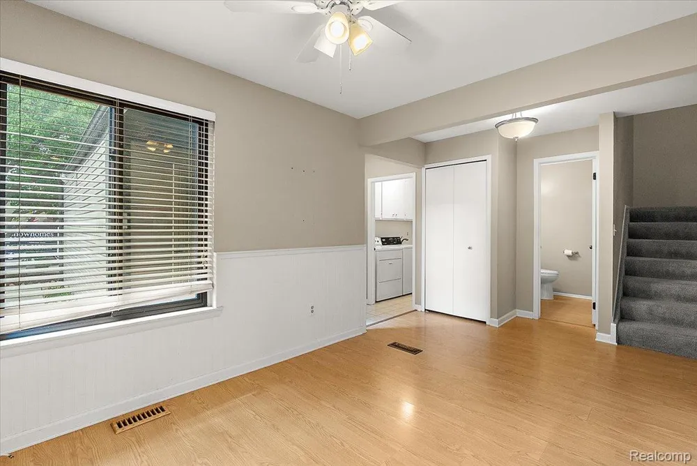 1254 Charleston Court Northville City, MI 48167