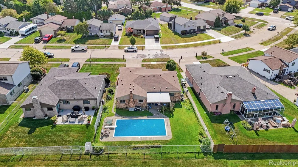15299 Brandy Lane Macomb Township, MI 48044
