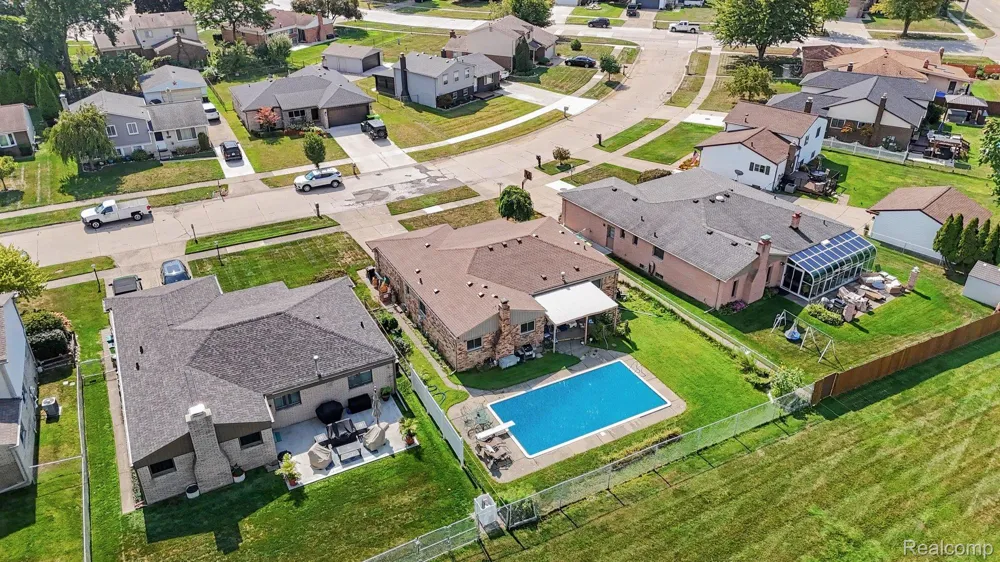 15299 Brandy Lane Macomb Township, MI 48044