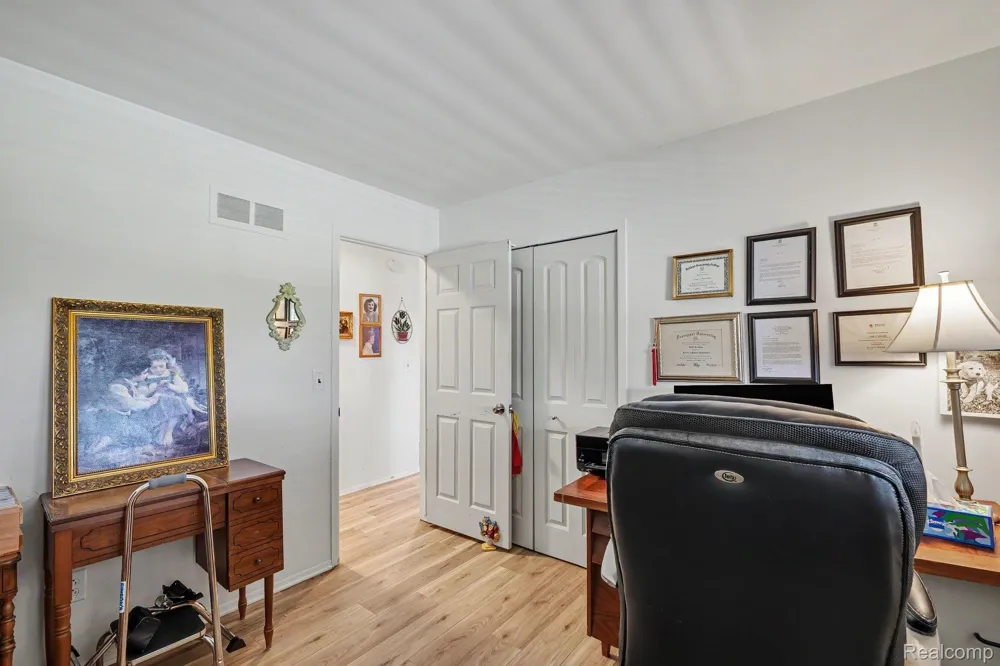 15299 Brandy Lane Macomb Township, MI 48044