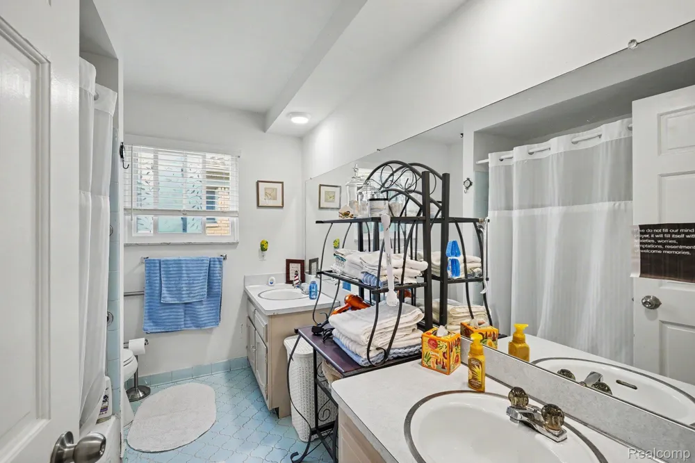 15299 Brandy Lane Macomb Township, MI 48044
