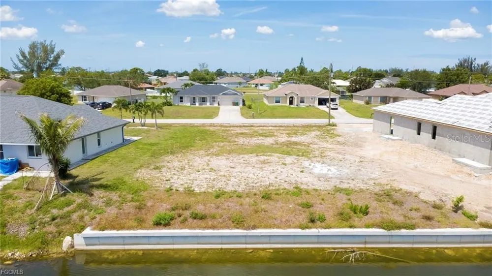 1227 NW 20TH PLACE Cape Coral, FL 33993