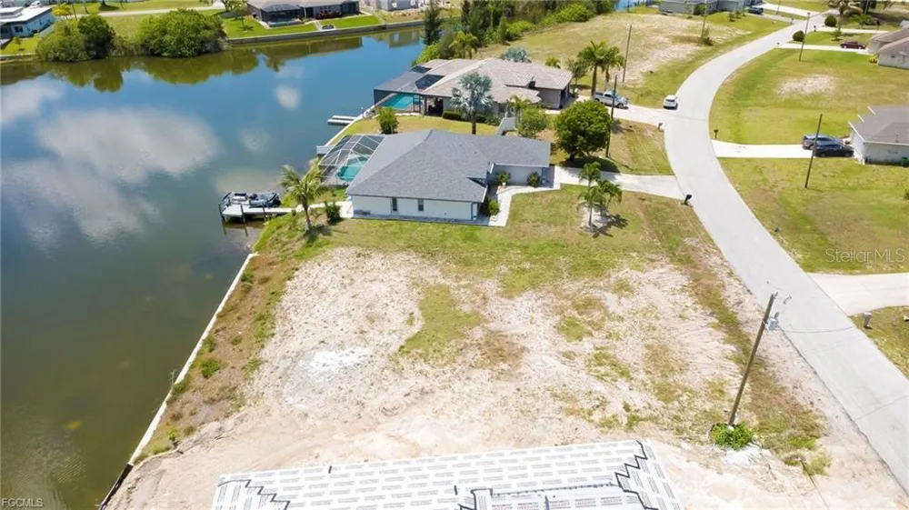 1227 NW 20TH PLACE Cape Coral, FL 33993