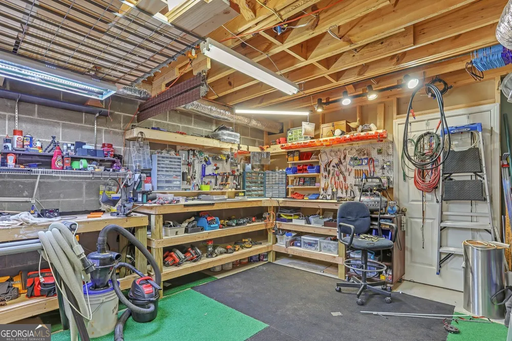 1910 Stockton Walk LN Snellville, GA 30078