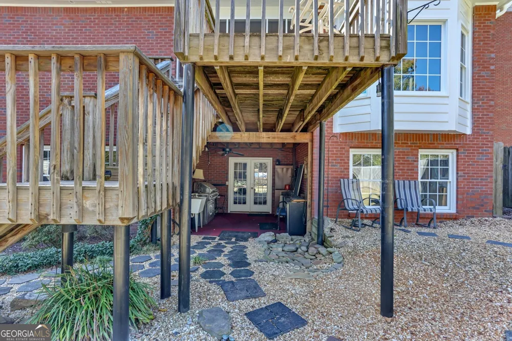 1910 Stockton Walk LN Snellville, GA 30078