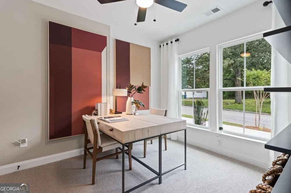 1926 Rogers CT Atlanta, GA 30318