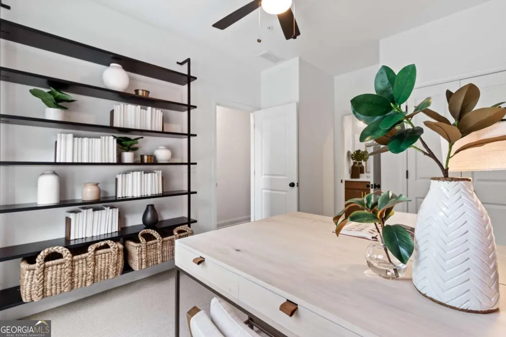 1926 Rogers CT Atlanta, GA 30318
