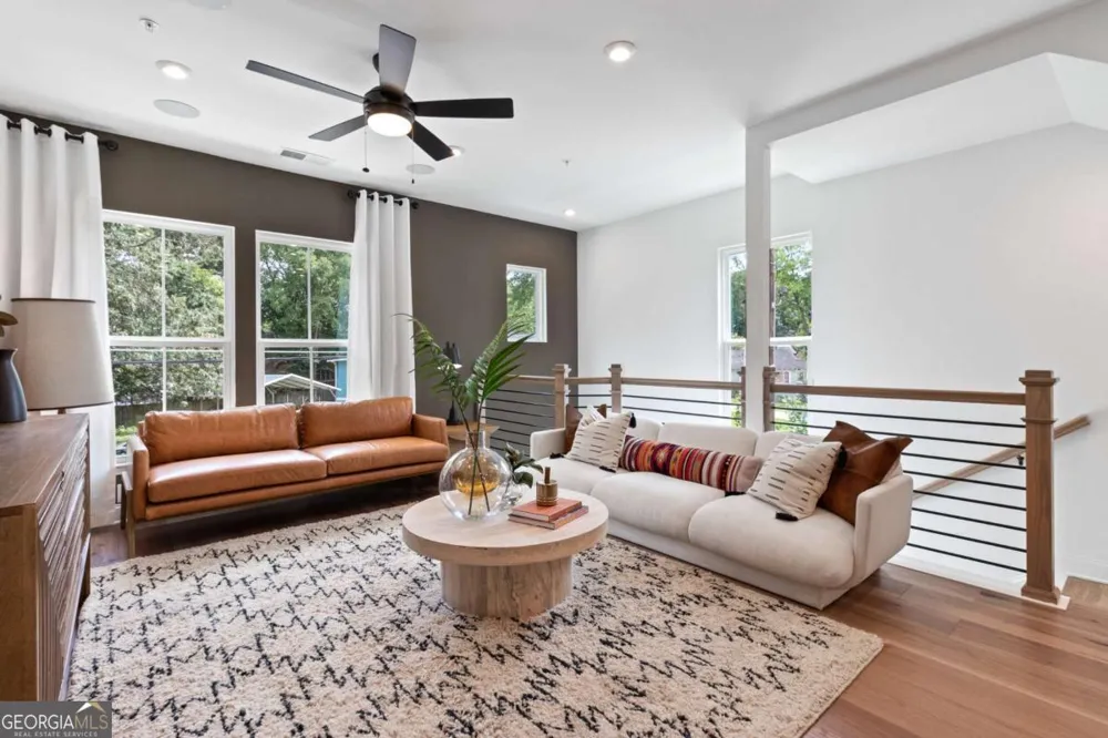 1926 Rogers CT Atlanta, GA 30318