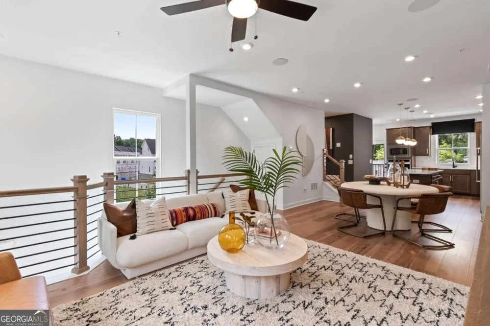 1926 Rogers CT Atlanta, GA 30318