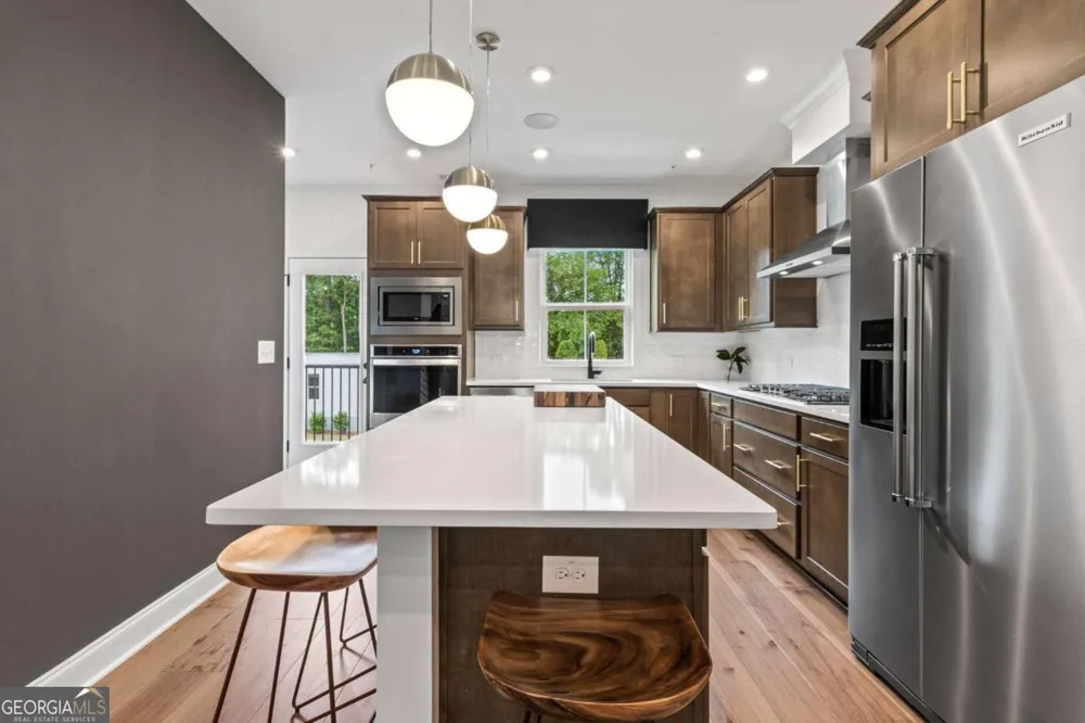 1926 Rogers CT Atlanta, GA 30318