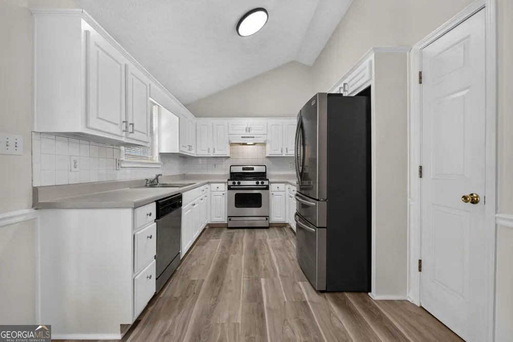 165 Irwin DR McDonough, GA 30252