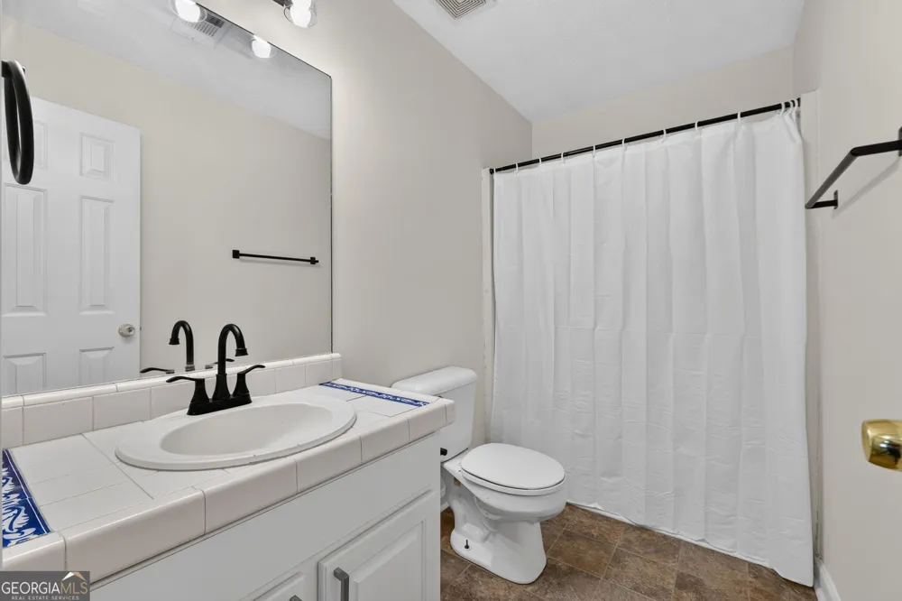 165 Irwin DR McDonough, GA 30252