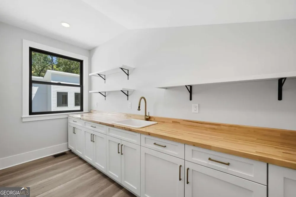 415 Westside DR Roswell, GA 30075