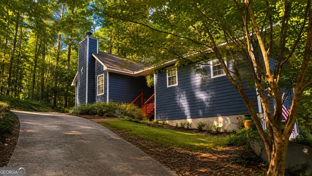 125 Maple PL Fayetteville, GA 30215
