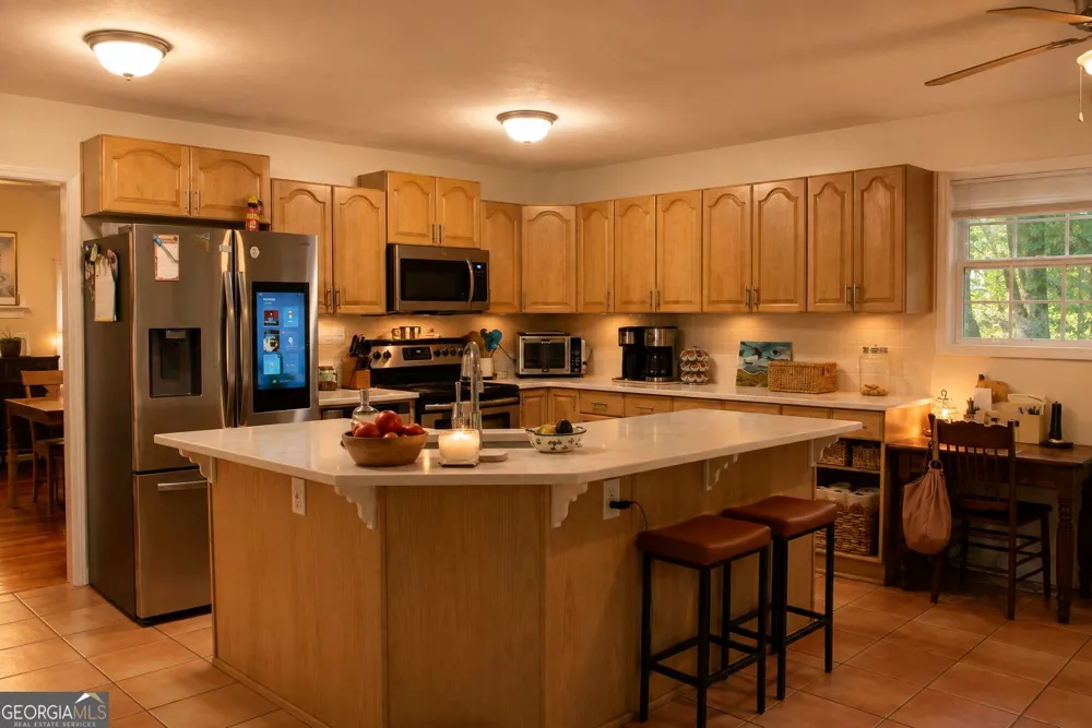 125 Maple PL Fayetteville, GA 30215