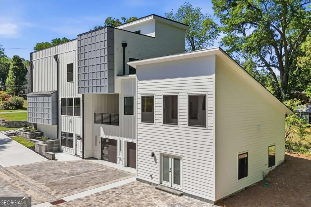 415 419 Westside DR Roswell, GA 30075