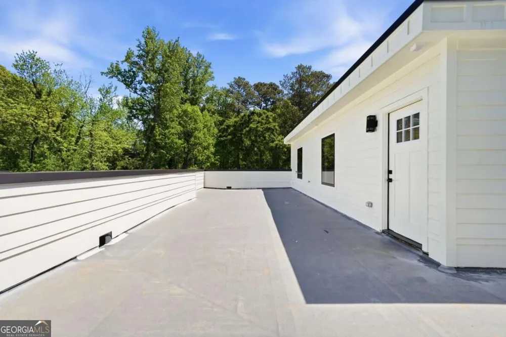 415 419 Westside DR Roswell, GA 30075