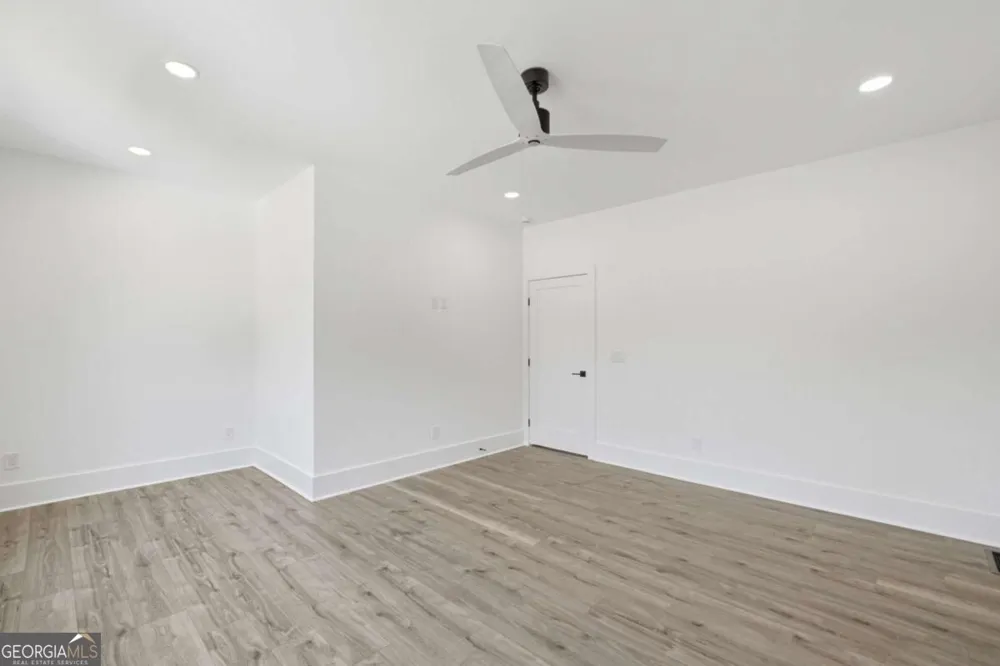 415 419 Westside DR Roswell, GA 30075