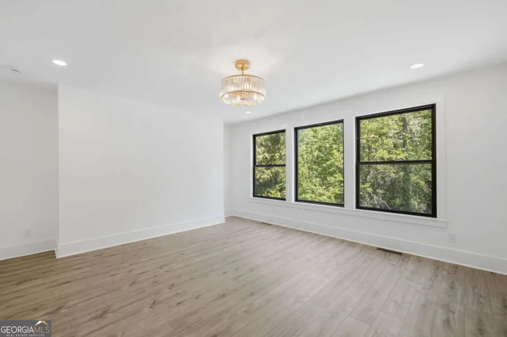 415 419 Westside DR Roswell, GA 30075