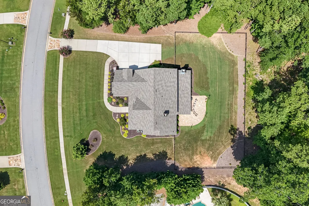211 Northwynn DR Sharpsburg, GA 30277