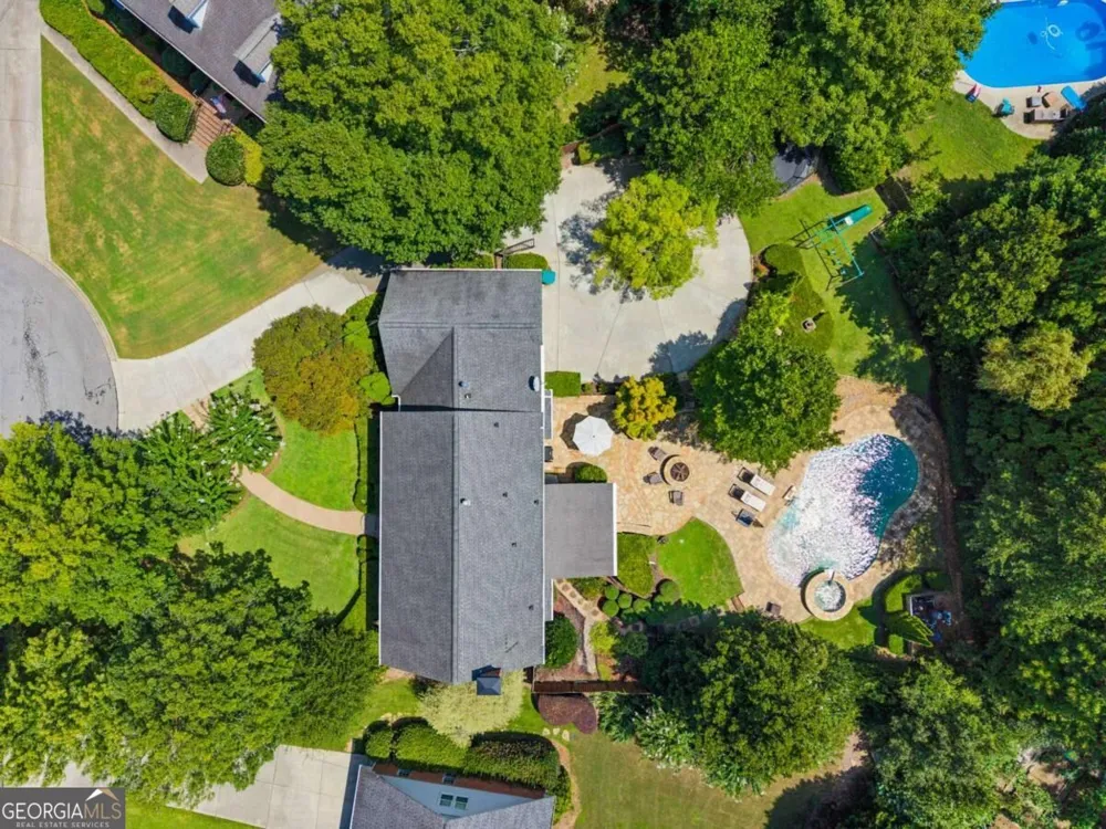 5558 Naylor CT Peachtree Corners, GA 30092