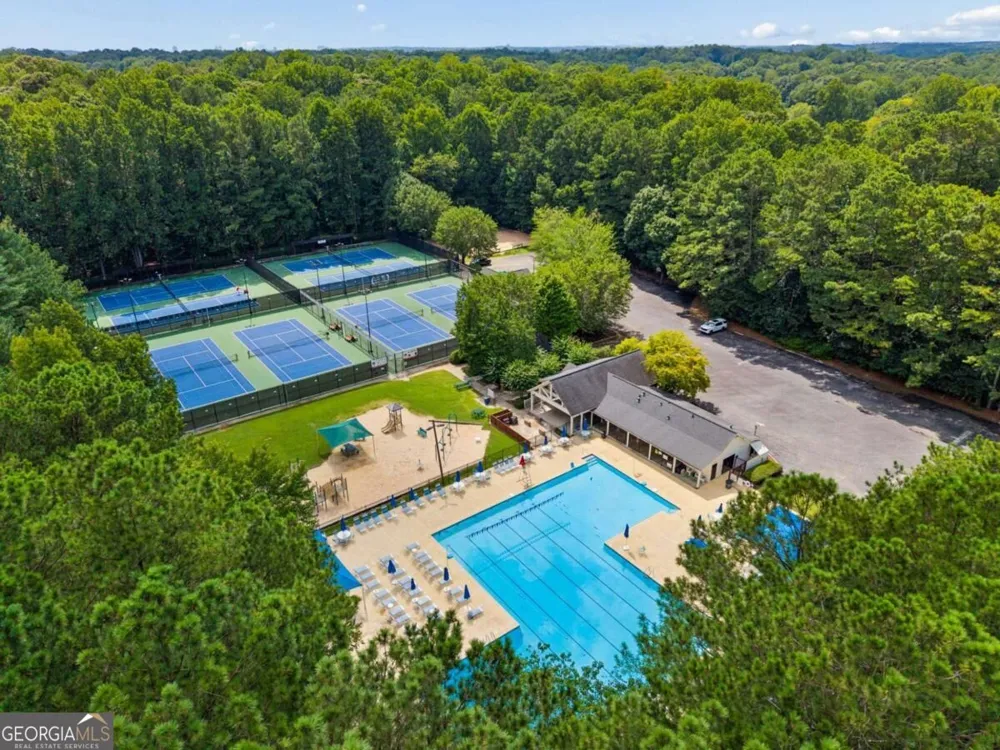 5558 Naylor CT Peachtree Corners, GA 30092