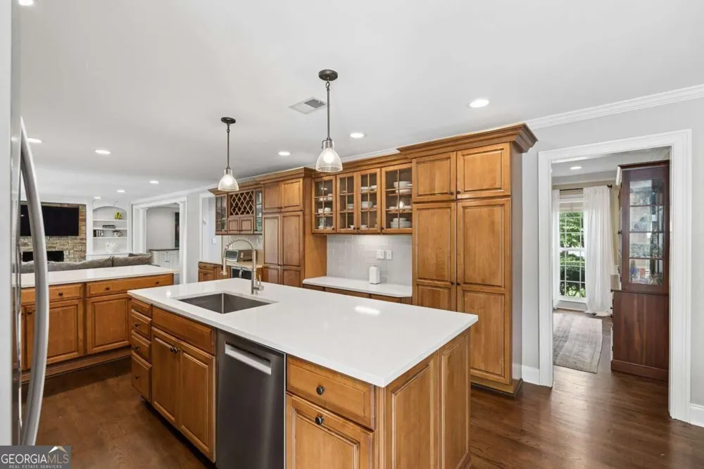 5558 Naylor CT Peachtree Corners, GA 30092