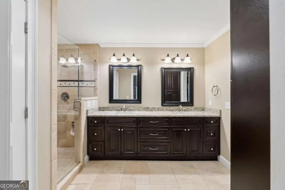 5558 Naylor CT Peachtree Corners, GA 30092