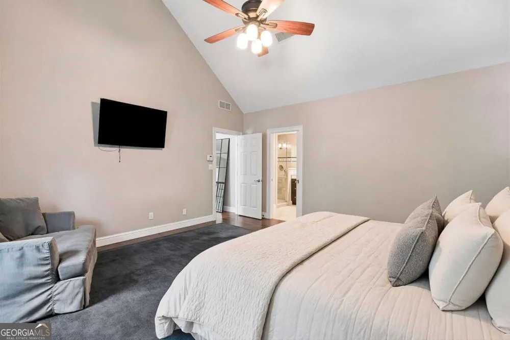 5558 Naylor CT Peachtree Corners, GA 30092