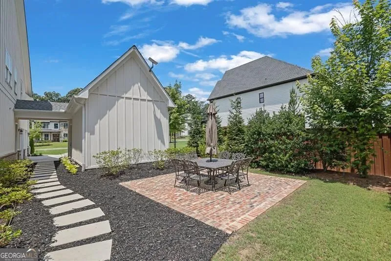 120 Chateau PL Woodstock, GA 30188